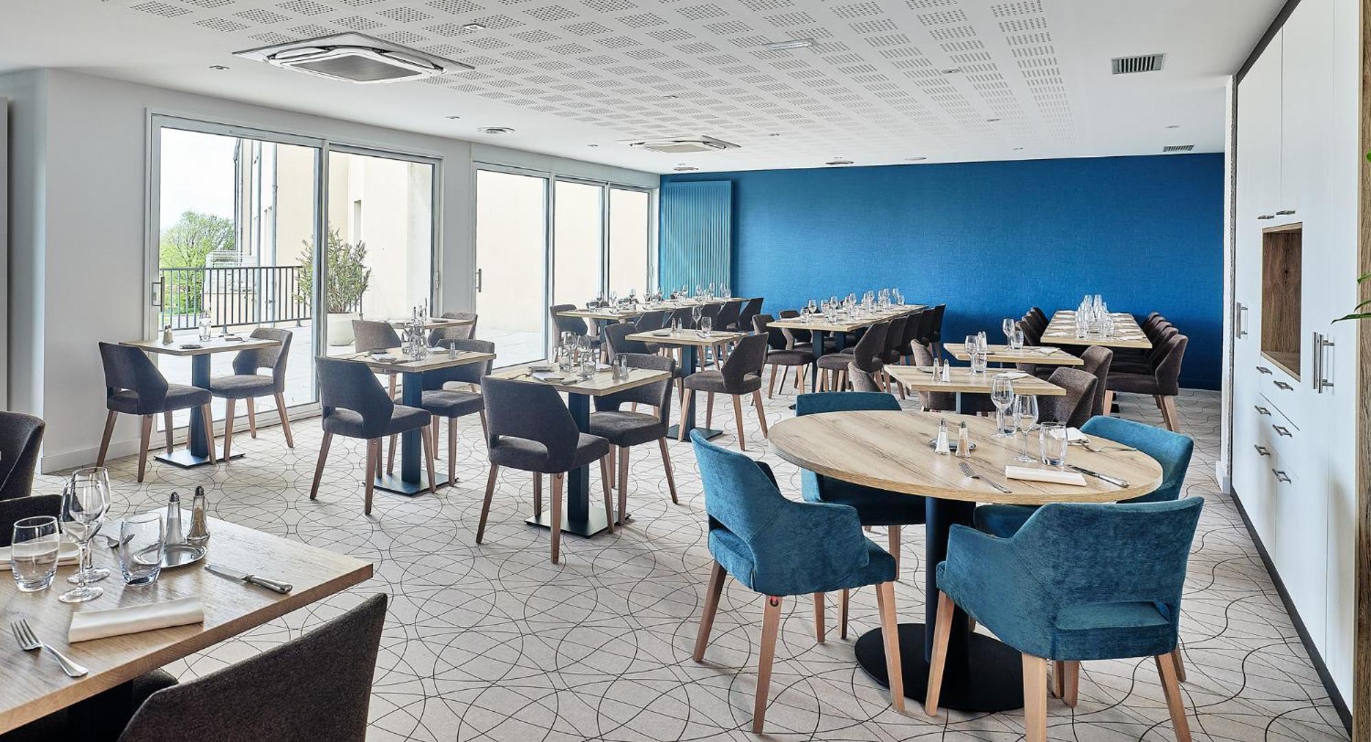 Logis Hotel Restaurant Aloe Les Herbiers Exterior photo
